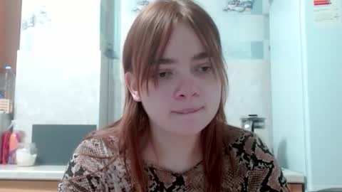 Snapshot of aliiice_stone chatting on 10, 10, 2025 Alice online show from 10, 10, 2025