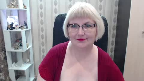 alina672211 online show from 13, 5, 2026