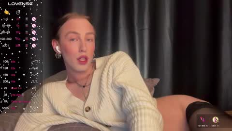 Snapshot of alina_flow chatting on 3, 12, 2024 Alexa online show from 3, 12, 2024