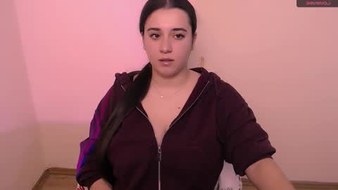 Snapshot of alinaasti_ chatting on 6, 3, 2026 Alina online show from 6, 3, 2026