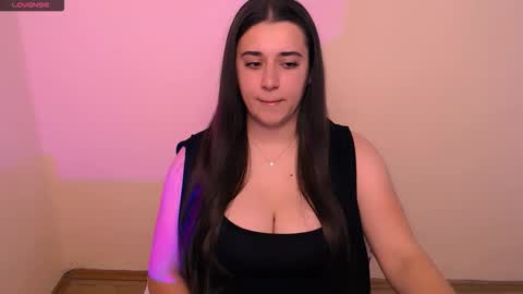 Snapshot of alinaasti_ chatting on 18, 3, 2026 Alina online show from 18, 3, 2026