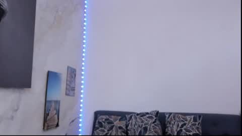 alinabozz1 online show from 25, 6, 2026