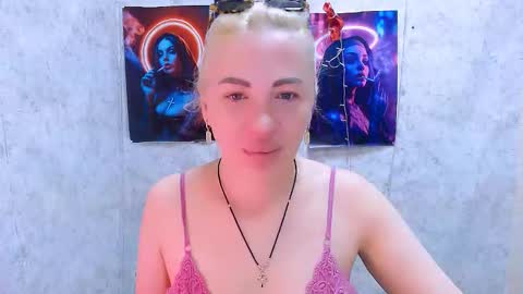 Snapshot of alinafrey_ chatting on 17, 3, 2026 Alina online show from 17, 3, 2026