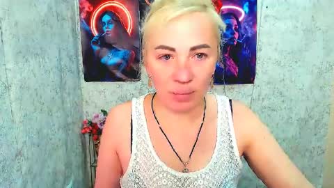 Snapshot of alinafrey_ chatting on 22, 3, 2026 Alina online show from 22, 3, 2026
