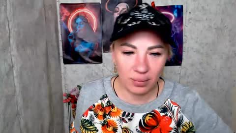 Snapshot of alinafrey_ chatting on 11, 4, 2026 Alina online show from 11, 4, 2026