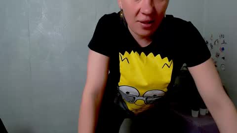 Snapshot of alinafrey_ chatting on 5, 5, 2026 Alina online show from 5, 5, 2026