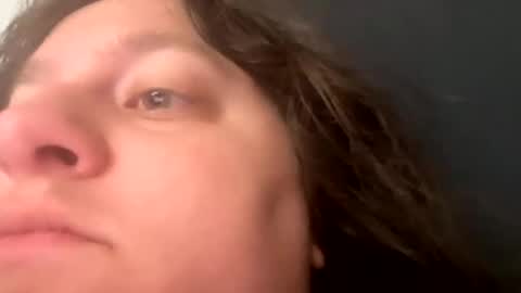 Snapshot of alindbeck chatting on 20, 4, 2026 alindbeck online show from 20, 4, 2026