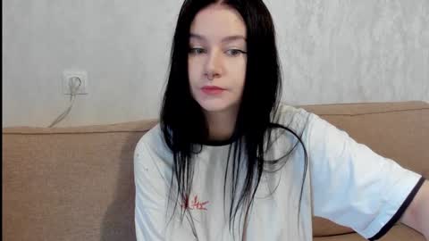 Aline Greeeen online show from 2, 12, 2024