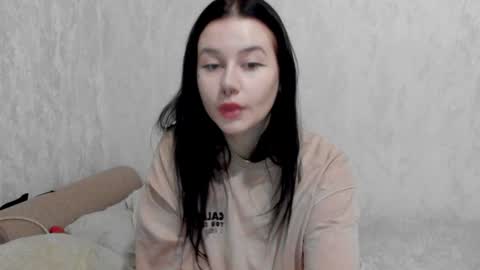 Aline Greeeen online show from 16, 12, 2024