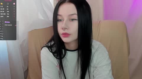 Aline Greeeen online show from 27, 1, 2025