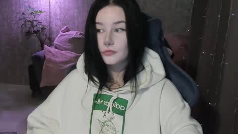 Aline Greeeen online show from 28, 9, 2025