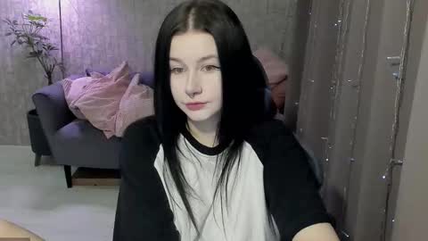 Aline Greeeen online show from 2, 11, 2025