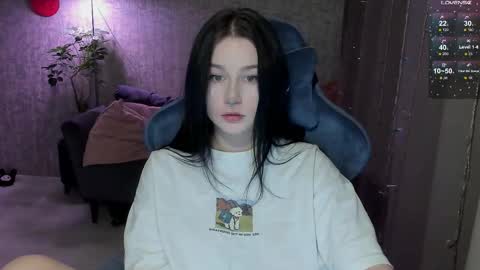 Snapshot of alinegreeeen chatting on 1, 4, 2026 Aline Greeeen online show from 1, 4, 2026