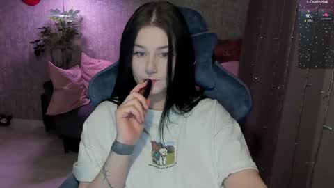 Snapshot of alinegreeeen chatting on 16, 4, 2026 Aline Greeeen online show from 16, 4, 2026