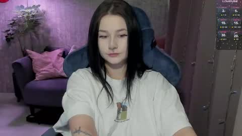 Snapshot of alinegreeeen chatting on 24, 4, 2026 Aline Greeeen online show from 24, 4, 2026