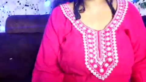 Snapshot of alinna400 chatting on 23, 5, 2026 Alinna400 online show from 23, 5, 2026