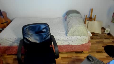 Snapshot of aliotttwink chatting on 10, 1, 2026 AliotTwink online show from 10, 1, 2026