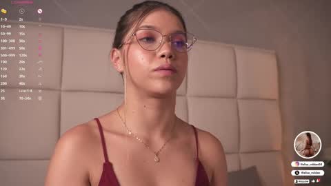 Snapshot of alisa_roldan chatting on 4, 3, 2025 online show from 4, 3, 2025