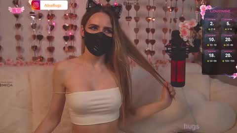 Alisarogs online show from 5, 3, 2025