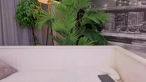 Snapshot of alisha_g chatting on 19, 5, 2026 July online show from 19, 5, 2026