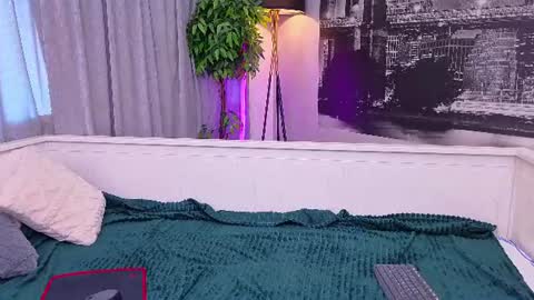 Snapshot of alisha_g chatting on 17, 6, 2026 July online show from 17, 6, 2026