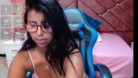 Snapshot of alisha_gamskar13 chatting on 14, 3, 2026 alisha_gamskar13 online show from 14, 3, 2026