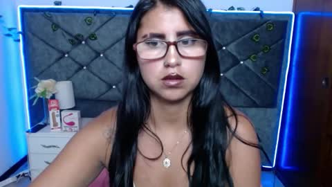 Snapshot of alisha_gamskar13 chatting on 16, 4, 2026 alisha_gamskar13 online show from 16, 4, 2026