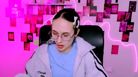 Snapshot of alisha_pov chatting on 30, 4, 2026 your dream online show from 30, 4, 2026