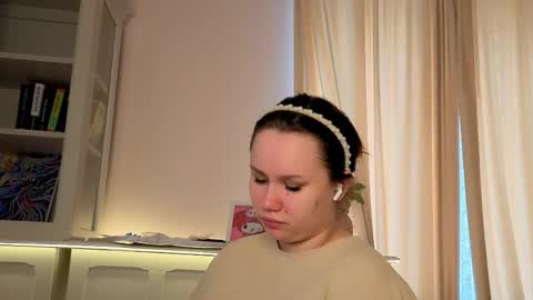 Snapshot of alisia_mars chatting on 20, 3, 2026 Alisia online show from 20, 3, 2026