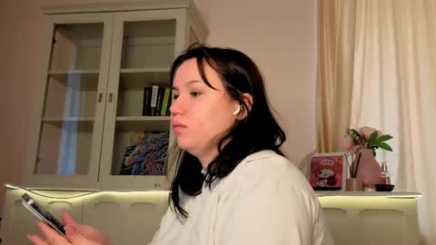 Snapshot of alisia_mars chatting on 27, 3, 2026 Alisia online show from 27, 3, 2026