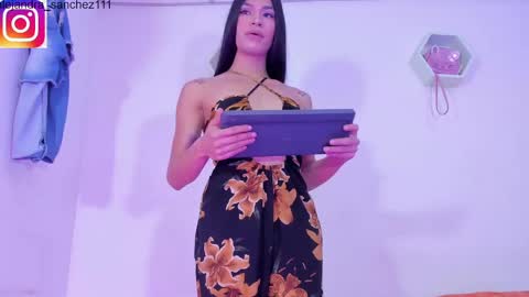 Alisia online show from 13, 2, 2025