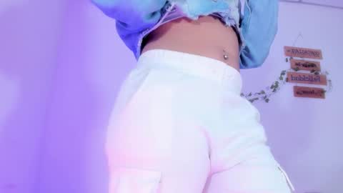 Alisia online show from 12, 10, 2025