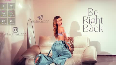 Snapshot of alison222_ chatting on 27, 1, 2025 A L I S O N online show from 27, 1, 2025