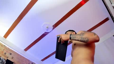 Snapshot of alison_thomas1 chatting on 20, 12, 2024 alison online show from 20, 12, 2024