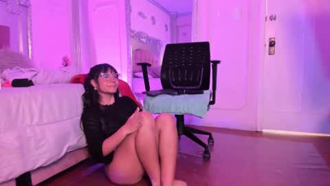 Alison Fishert online show from 24, 1, 2025