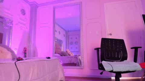 Alison Fishert online show from 4, 2, 2025