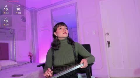 Alison Fishert online show from 15, 9, 2025