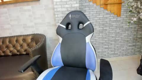 alisonn_doll online show from 18, 2, 2026