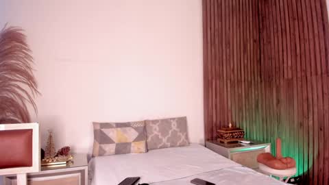 Alison Moon  online show from 30, 12, 2024