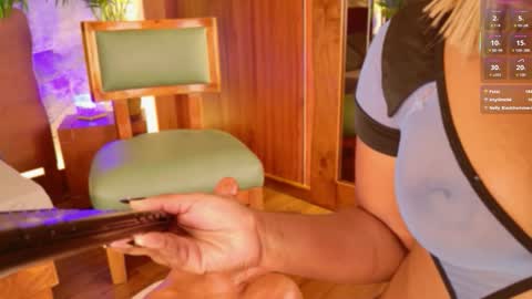 Snapshot of alisoon_moon chatting on 27, 2, 2026 Alison Moon online show from 27, 2, 2026