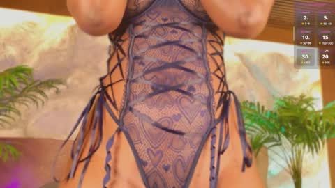 Snapshot of alisoon_moon chatting on 10, 4, 2026 Alison Moon online show from 10, 4, 2026