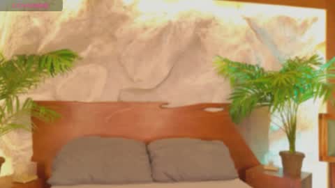 Snapshot of alisoon_moon chatting on 12, 4, 2026 Alison Moon online show from 12, 4, 2026