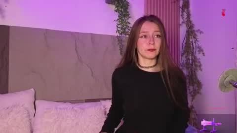 Mia online show from 14, 12, 2025