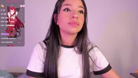 Snapshot of alissarose_ chatting on 22, 10, 2025 Mara Isabel online show from 22, 10, 2025