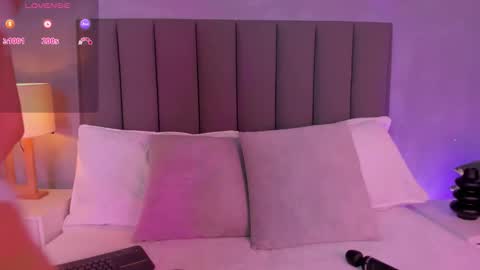 alisson_81 online show from 17, 12, 2025