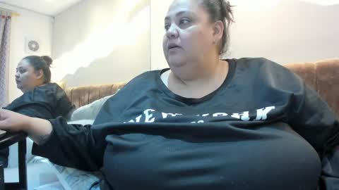Snapshot of alisson_am chatting on 2, 5, 2026 Alisson online show from 2, 5, 2026