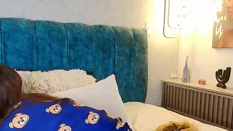 alisson_fox69 online show from 5, 11, 2025