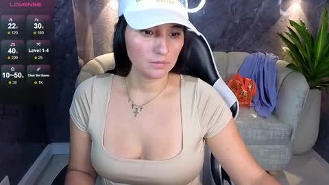 Snapshot of alisson_tx_ chatting on 21, 4, 2026 alisson_tx_ online show from 21, 4, 2026