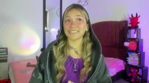 Alisson IG alisson zafiro27 online show from 18, 12, 2024