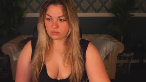 Snapshot of alissyagrayy chatting on 2, 4, 2026 alissyagrayy online show from 2, 4, 2026